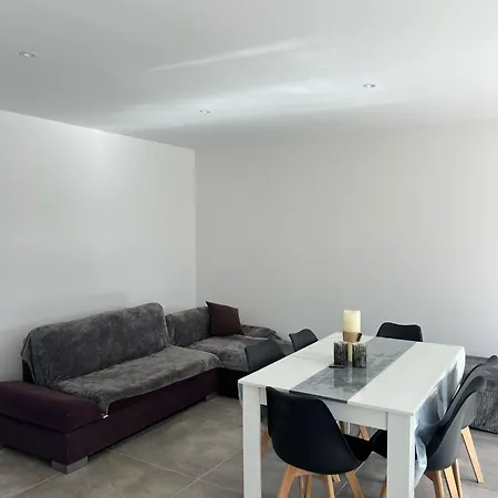 Confort En Provence Avec Piscine, Ainsi Qu'un Parking Prive Dom wakacyjny *